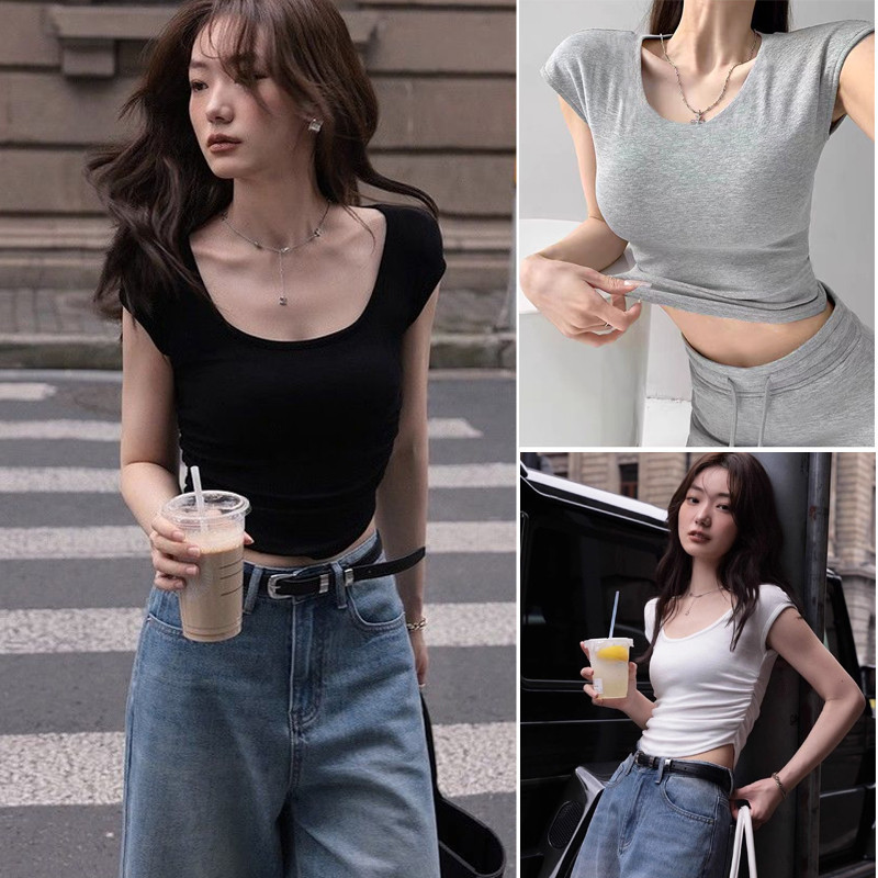 Bella Shop เสื้อยืดแขนสั้นคอ U สไตล์ฤดูร้อนใหม่พร้อมจีบด้านข้างเสื้อครอปสะดือ