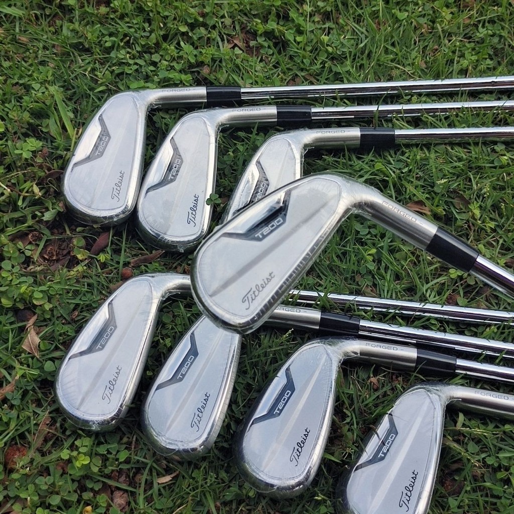 Titleist T200 ชุดเหล็กกอล์ฟ 8 ชิ้นชุดเตารีดกอล์ฟผู้ชายไม้กอล์ฟเหล็กคาร์บอน