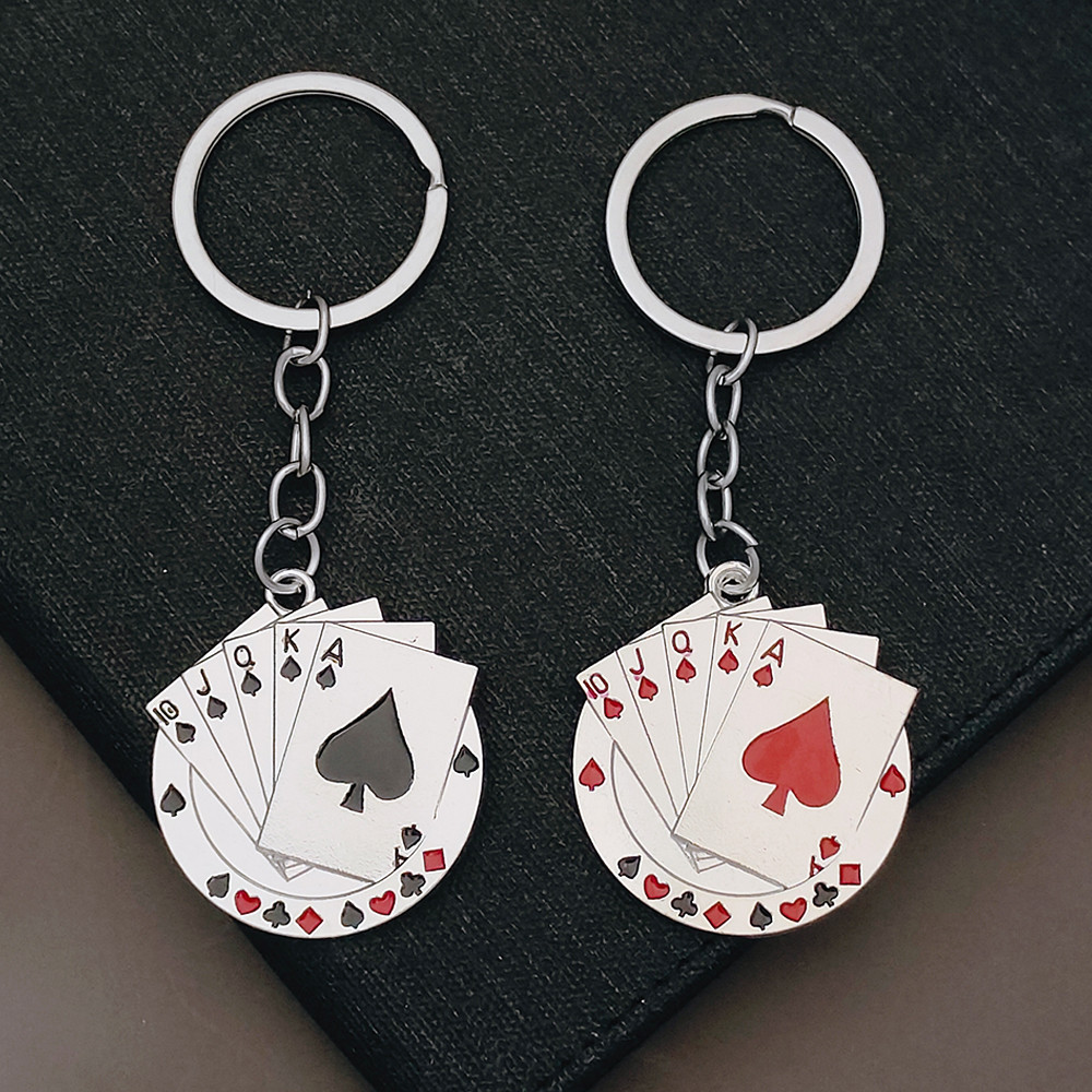 วินเทจเล่นไพ่พวงกุญแจแฟชั่นโป๊กเกอร์พวงกุญแจโลหะกระเป๋าถือเครื่องประดับพรรคของขวัญของที่ระลึก