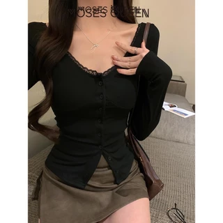 < MOSESQUEEN > อเมริกันสาวร้อนคอวีขอบลูกไม้แขนยาวถักเสื้อสเวตเตอร์ถักหญิงฤดูใบไม้ร่วงสลิมสั้นด้านในสวมใส่อารมณ์สีดํา Bottoming เสื้อ #62831