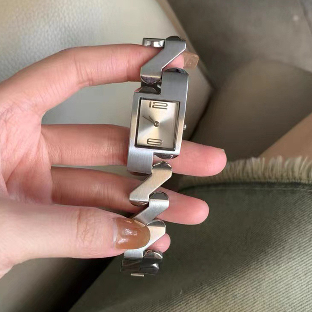 ผู ้ หญิงผู ้ ชายคู ่ นาฬิกาสแตนเลส Analog ควอตซ ์ นาฬิกาวันเกิดครบรอบของขวัญวันวาเลนไทน ์