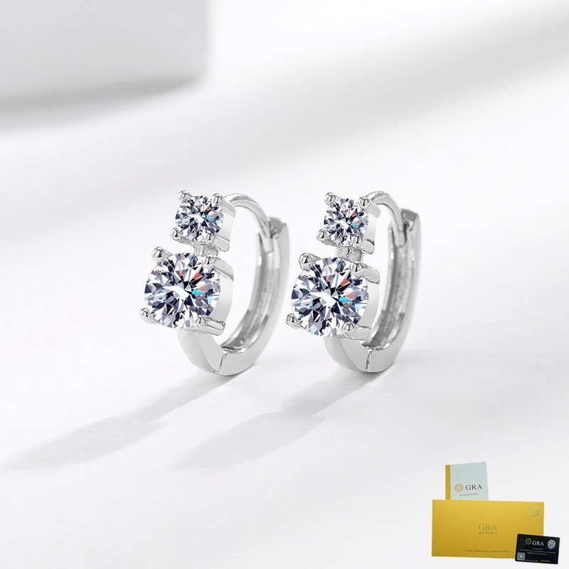 [พร้อมใบรับรอง Gra] Ins สไตล์หรูหราราคาไม่แพง Super Flash Moissanite ต่างหูหญิง 18K ชุบทองต่างหูผู้หญิงต่างหูเรียบง่ายแหวนหู
