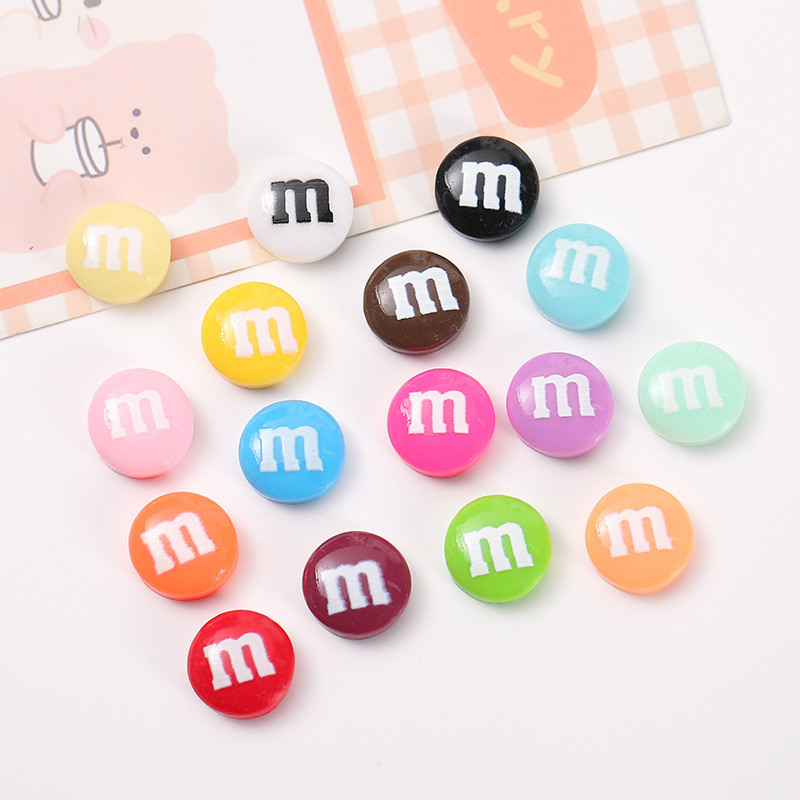 10pcs DIY เรซิน M Bean ซูเปอร์นิยมสนุกช็อคโกแลต M นมถั่วเหลืองน้ำมันโทรศัพท์มือถือเคสอุปกรณ์เสริมความงาม DIY เครื่องประดับ