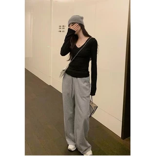 Anata พร้อมส่งจากกทม เสื้อยืดทรงซ้อ เสื้อยืดเข้ารูป เสื้อยืดแขนยาวผู้หญิง เสื้อยืดคอวีทรงเข้ารูปสไตล์เกาหลี