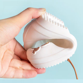 🎀LeTong🎀เด็กรองเท้าฝนเด็กชายและเด็กหญิงลื่นลูกปัดรองเท้าฝนกันน้ำ