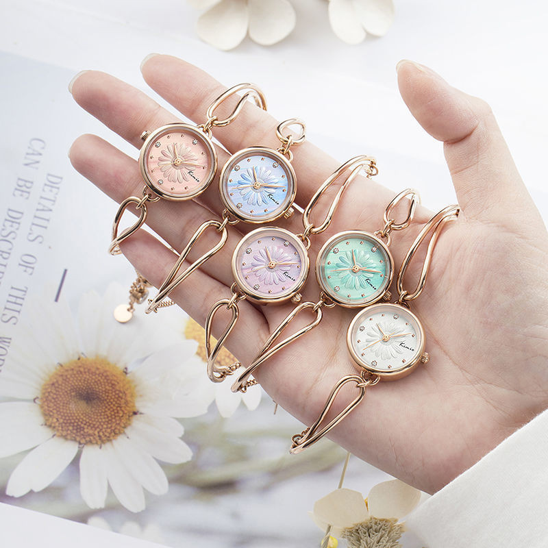 (($Most Popular $) kimio Mori นาฬิกาข้อมือ ลายดอกเดซี่ ขนาดเล็ก เรียบง่าย สําหรับผู้หญิง