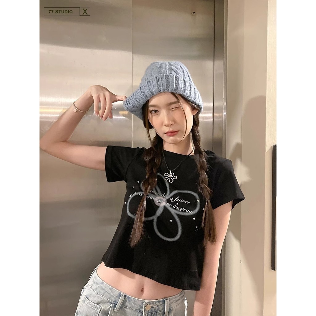 （พร้อมส่งจากกทม มาถึงใน 2วัน）เสื้อครอป สีดํา ทรงสลิมฟิต ลายแฟชั่น 100% cotton แขนสั้นสไตล์เกาหลี
