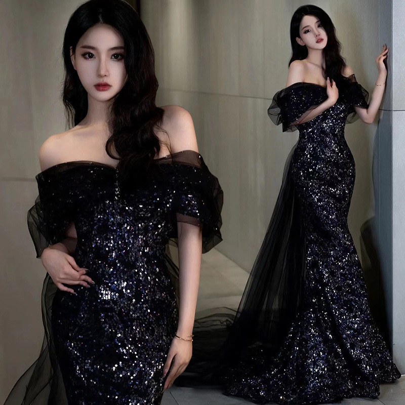 Fishtail ชุดราตรีจัดเลี้ยง 2023 สไตล์ใหม่ภาษาฝรั่งเศสคําหรูหรา Niche Classy Catwalk Performance ชุดไหล่เดียวสีดํา