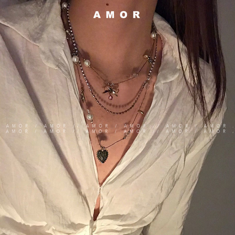 ยุคกลางรักย้อนยุควินเทจหลายชั้นโซ่ปลอกคอมุกโบว์คอโซ่เกรดสูงโบราณสร้อยคอทอง