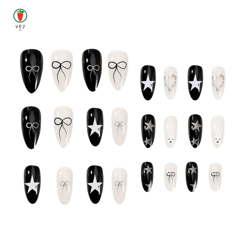 เล็บปลอมสีดําสีขาวมันวาวพร้อมเล็บปลอมที่ยืดหยุ่นเป็นพิเศษพิมพ์ลายหัวใจ