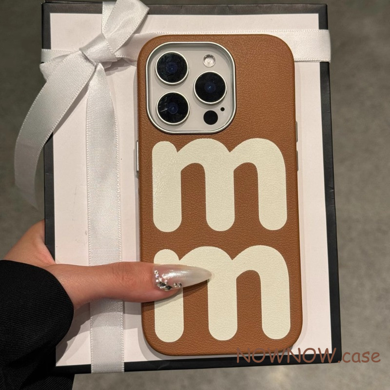 ใช้งานร่วมกับสําหรับ iPhone 15 14 13 12 11 Pro MAX X XR XS MAX 7 8 Plus Minimalist แบรนด์อินเทรนด์พรีเมี่ยมหนังโทรศัพท์กรณีนุ่ม