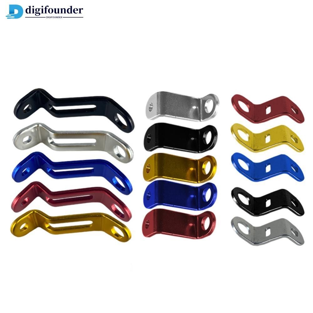 Digifounder 1PC Universal อลูมิเนียมรถจักรยานยนต์เบรคหน้าอ่างเก็บน้ําหม้อน้ํา Stay Bracket ผู้ถือรถจักรยานยนต์อุปกรณ์เสริม