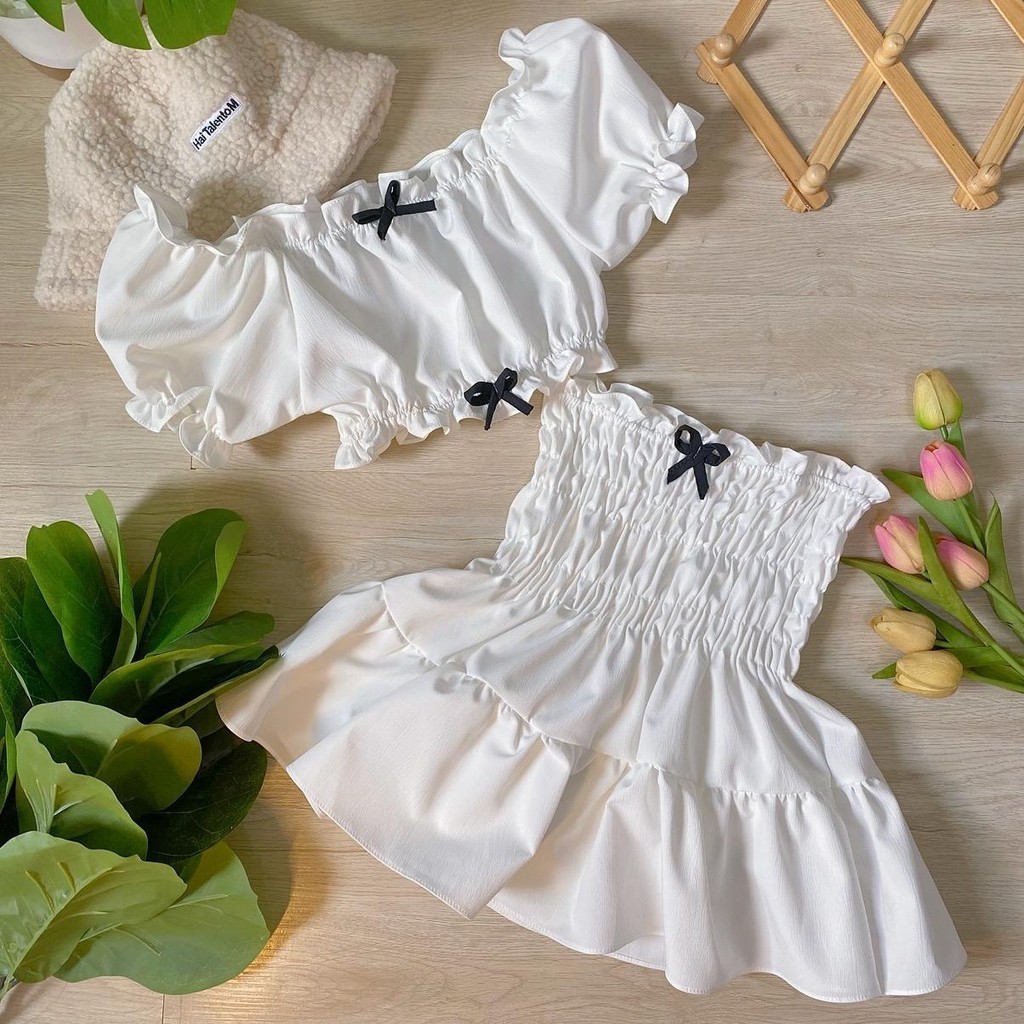 GT.01 เซ็ทแขนตุ๊กตา+กระโปรงระบาย