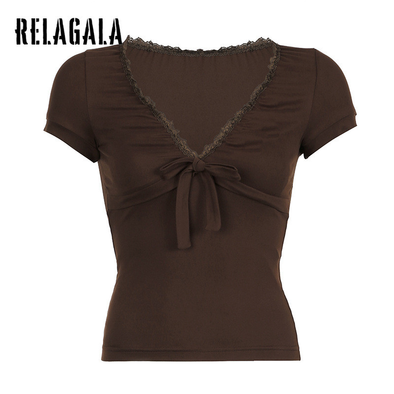 RELAGALA Women 2025 เสื้อยืดแขนสั้นคอวีลูกไม้วินเทจ