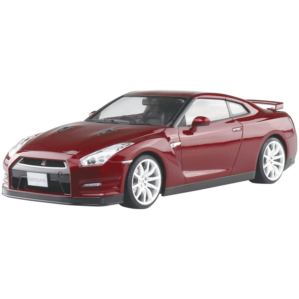 Aoshima Bunka Kyozai 1/24 Pre-painted Model Series Nissan R35 GT-R 2014 Gold Flake Red Pearl Painted