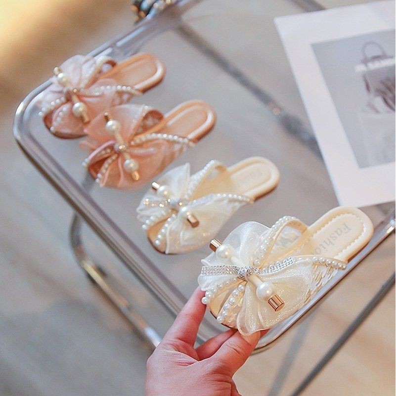 พร้อมส่ง รองเท้าแตะ ประดับโบว์ พลอยเทียม สไตล์เกาหลี สําหรับเด็กผู้หญิง