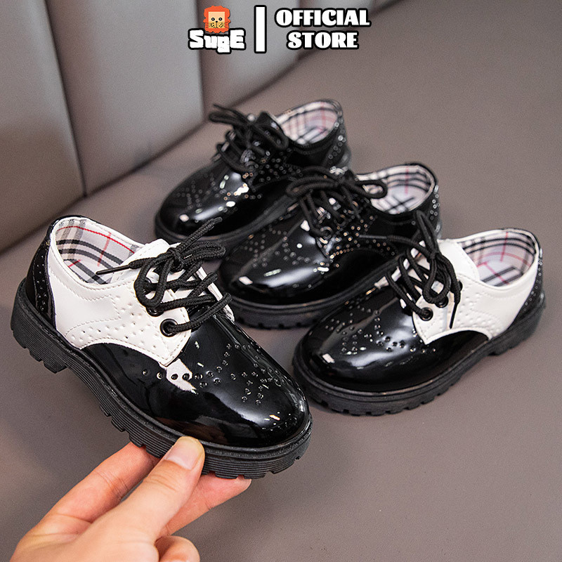 SUGE รองเท้าหนังเด็ก คัชชูเด็กแบบปลายมน สุภาพบุรุษ รองเท้าใส่กับสูทหรือชุดออกงานเป็นทางการ สำหรับเด็ก 1-15 ปี เบอร์