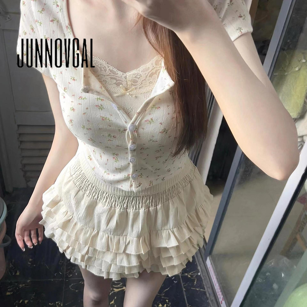 Junnovgal ผู้หญิงเสื้อคาร์ดิแกนลําลองพิมพ์ V คอแขนสั้นปุ่ม 2024 สไตล์ใหม่ Slim Fit
