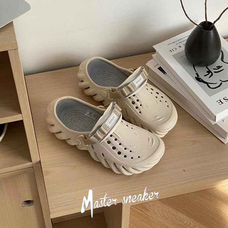 Crocs Echo Clog รองเท้าแตะ