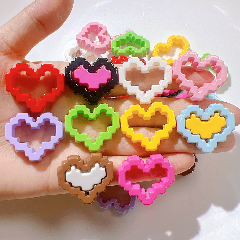 10ชิ้น/เซ็ตสีอะคริลิคทาสีหัวใจพิกเซลกรอบกระจัดกระจายลูกปัด ทําเอง ทําด้วยมือโทรศัพท์มือถือโซ่สร้อยข้อมือประดับด้วยลูกปัดวัสดุ