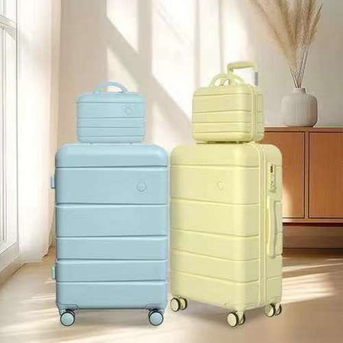 【สต็อกไทยพร้อมส่ง】กระเป๋าเดินทาง 14/20/24/28นิ้ว กระเป๋าลาก หิ้ว ครบเซ็ต น้ำหนักเบา ความจุขนาดใหญ่