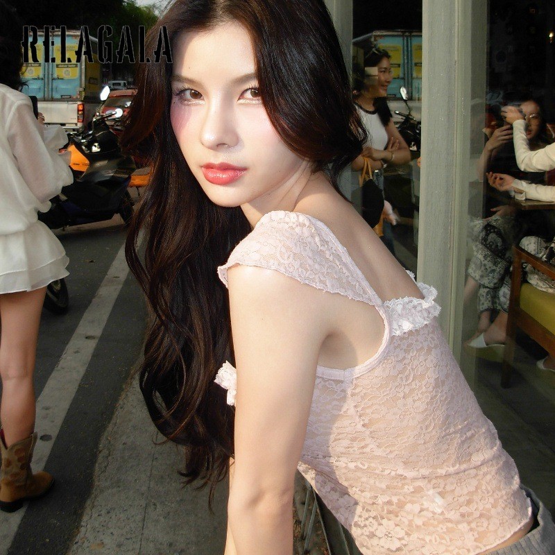 RELAGALA ผู้หญิง 2025 ใหม่สีทึบหวาน Slim Fit แฟชั่นลูกไม้ดูผ่าน Causal Camisole — صورة 3