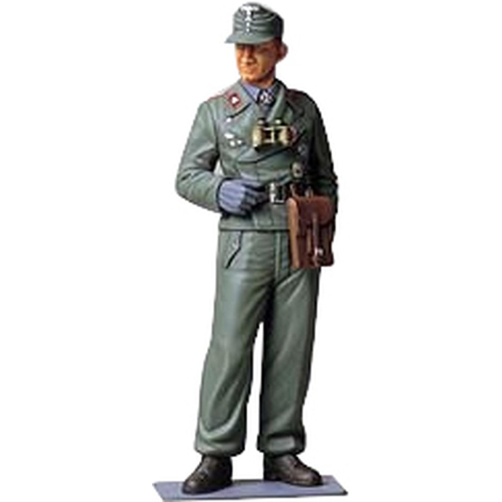 Tamiya 1/16 World Figure Series No.01 German Army Tank Soldier Plastic Model 36301