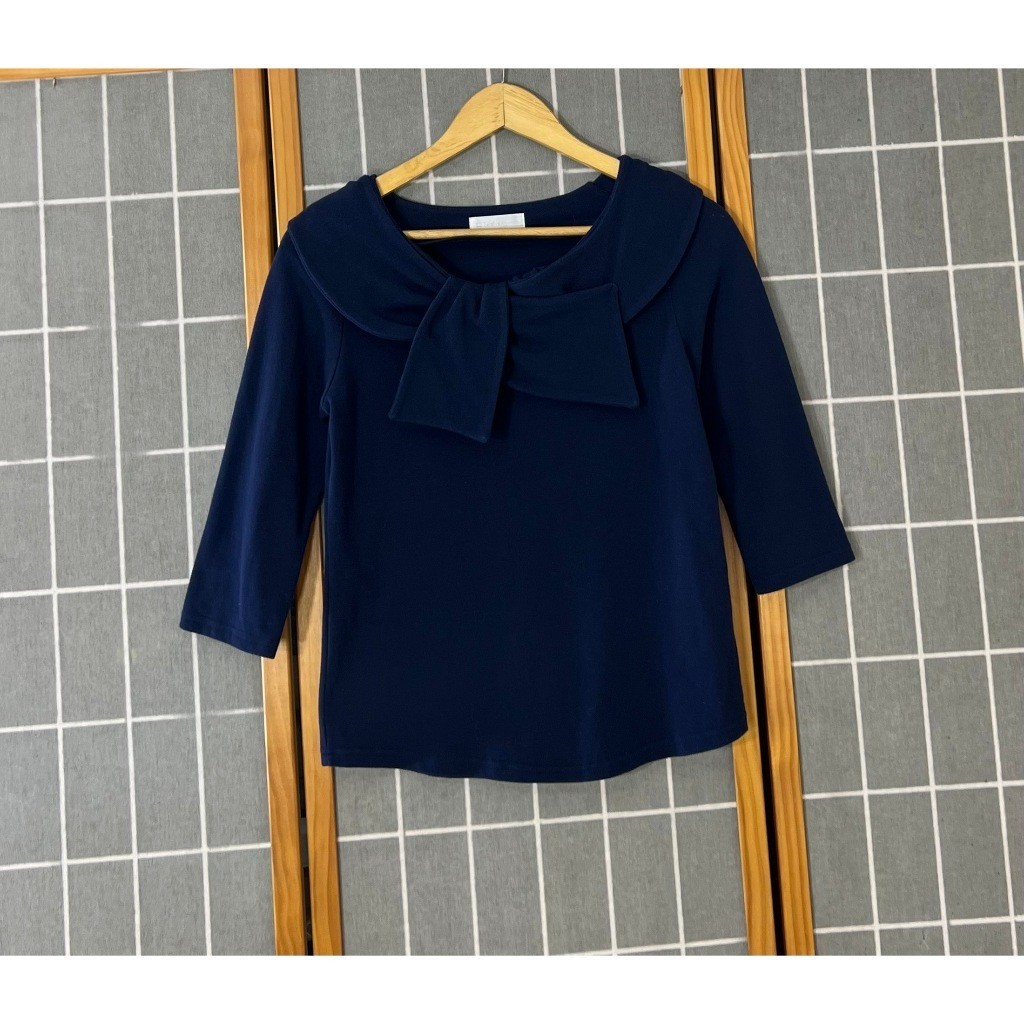 # (B204) 12 Teelve Agenda ไซส์ M เสื้อแขนสามส่วนลำลองสีเนวี่ผ้าคอตตอน 100% อก 36-38 ความยาว 22 สวย ❤