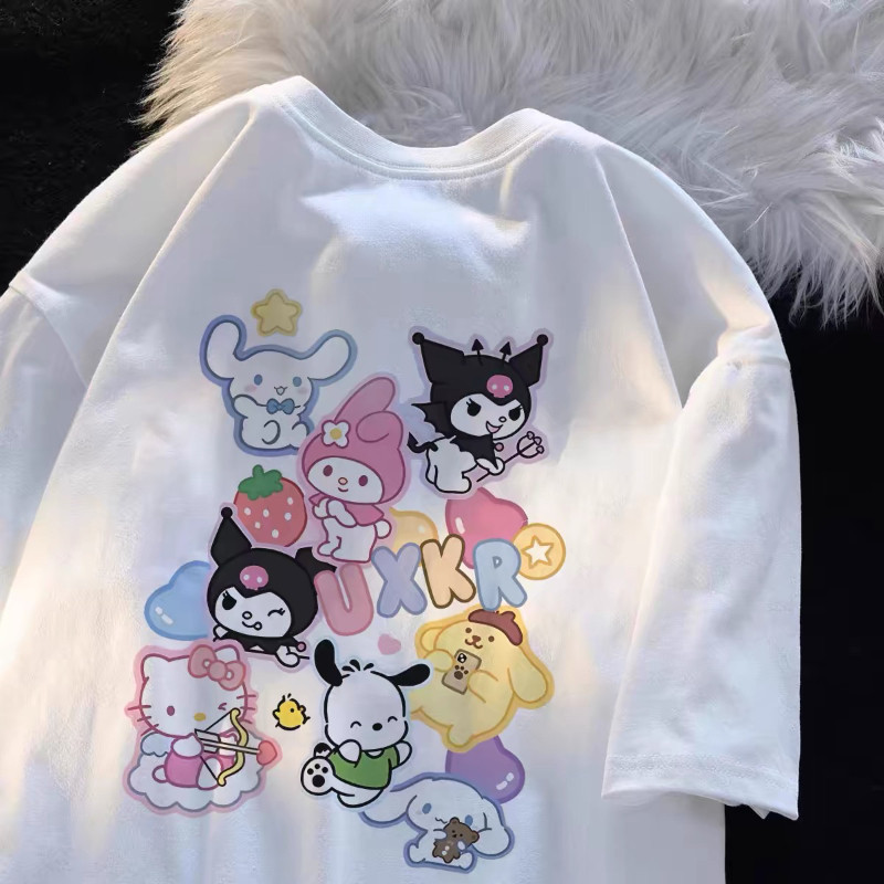 Polyester น่ารักการ์ตูน Kuromi พิมพ์ผู้หญิงรอบคอแขนสั้นเสื้อยืดลําลองหลวม Vintage นักเรียน Tshirt