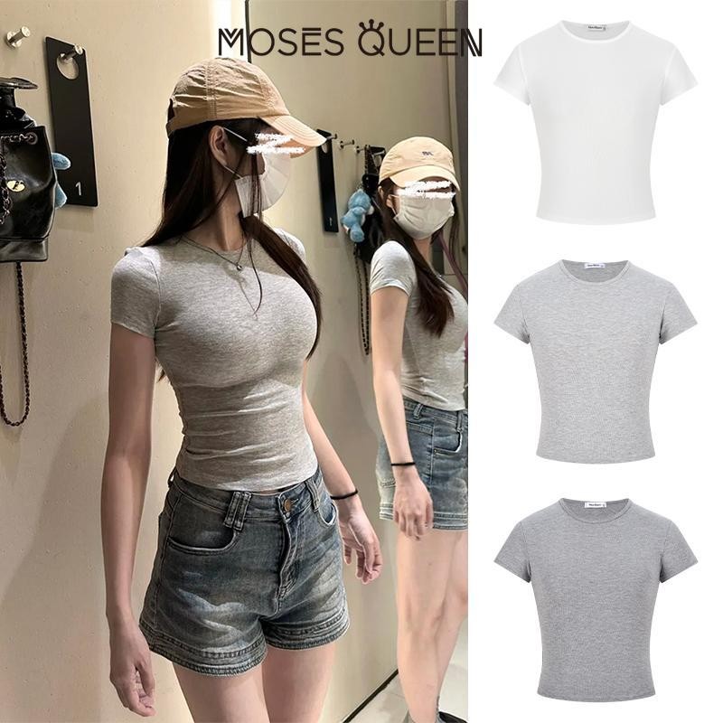 MOSESQUEEN เสื้อยืดแขนสั้นคอกลมรัดรูปแบบอเมริกันสําหรับผู้หญิงในฤดูร้อนสาวร้อนเสื้อบอททอมบางและอเนกประสงค์อารมณ์สั้นสะดือด้านบน #62846
