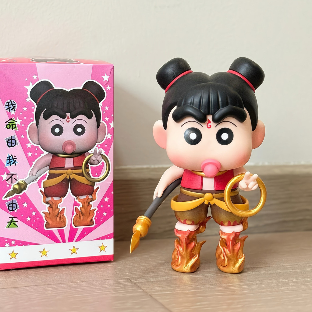 Crayon Shin-Chan Nezha Doll Creative Magnetic Nezha Shin-Chan ตุ๊กตาของเล่นบีบอัดการ์ตูน Crayon Shin