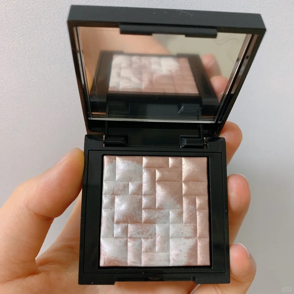 Bobbi Brown Facial High Gloss Comprehensive Plate 4g ตัวอย ่ าง