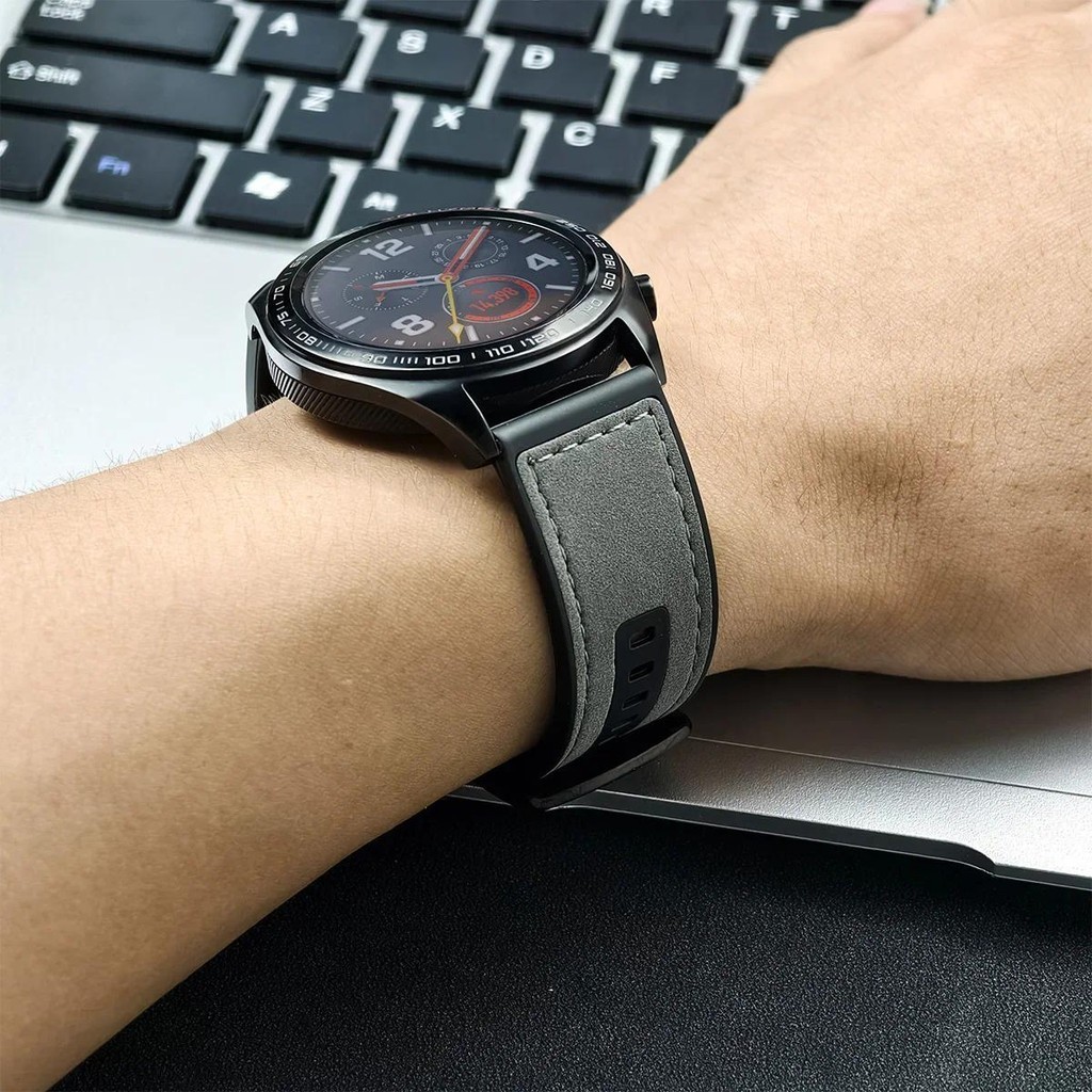 22 มม.พื้นผิวชั้นสายหนังสําหรับ Samsung Galaxy Watch 3 45 มม.เกียร์ S3 46 มม.สร้อยข้อมือซิลิโคนสําหรับ Redmi Watch 3 Active Band