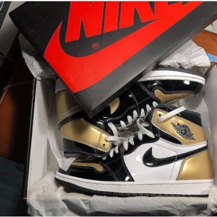 Air A/J 1 Retro High NRG สิทธิบัตร Gold Toe 金861428-007
