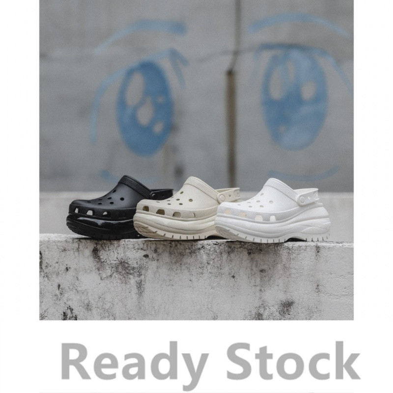 Lelejia คลังสินค้าพร้อม CROCS MEGA CRUSH CLASSIC CLOG CLASSIC ล้อไฟชานมสีดําสีขาวซุปเปอร์หนา-Soled H