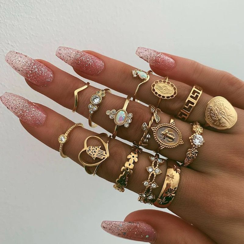 Bella-bee 15 ชิ้น Vintage Combo แหวน Cross Love Fatima ปาล์มแหวนของขวัญวันหยุดอุปกรณ์เสริม