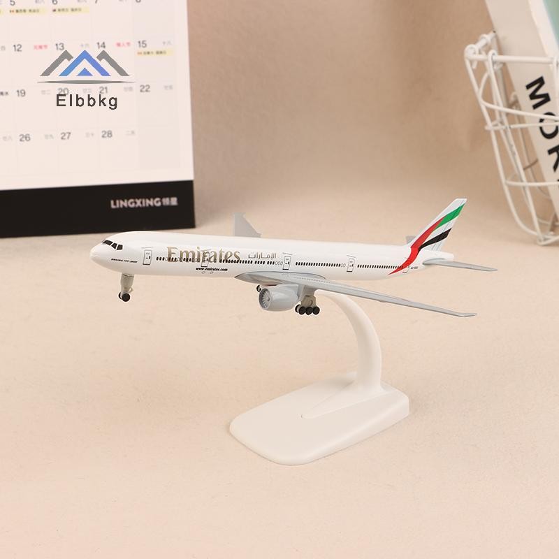 Eibbkg 20 ซม.B777 UAE Emirates Airline Boeing 777 เครื่องบินรุ่น Die-casting โลหะผสมเครื่องบินโลหะพร