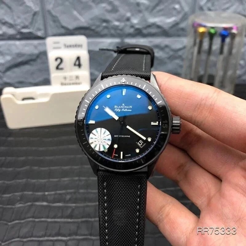 นาฬิกาดำน้ำสีเขียว*นาฬิกาดำน้ำสีดำ*Daytona*Richard*Mille*Daytona*AP*OMG สายหนัง สายเหล็ก นาฬิกาแซฟไฟ