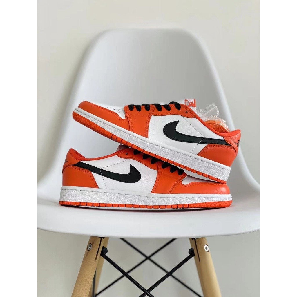 Nike Jordan 1 low og aj1 รองเท้าผ้าใบลําลอง สีขาว สีส้ม CZ0790-801