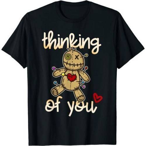 Thinking Of You I Wicca Voodoo Doll I เสื้อยืด Karma น่ากลัว