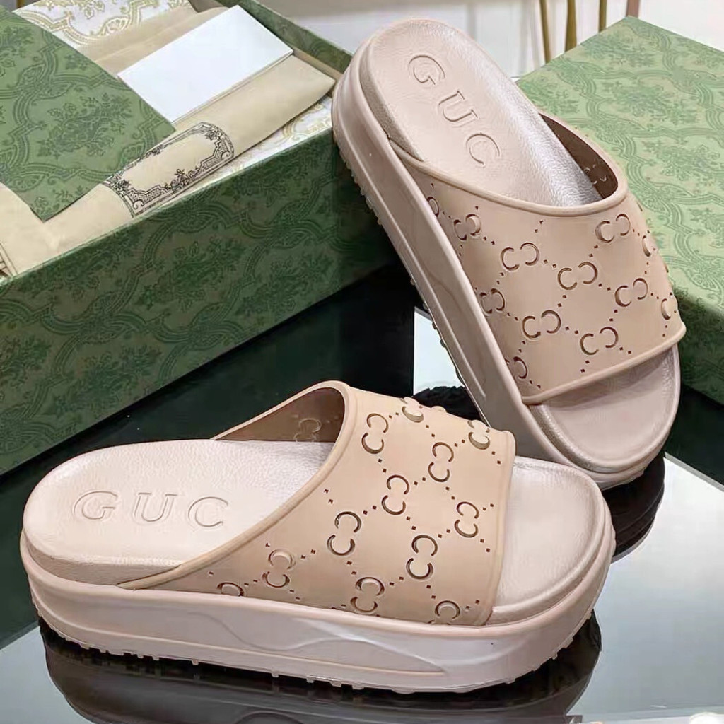 ABCD Shop รองเท้าแตะสวมลายซีซี รองเท้าขายดี รองเท้ามาใหม่ สินค้าพร้อมส่ง
