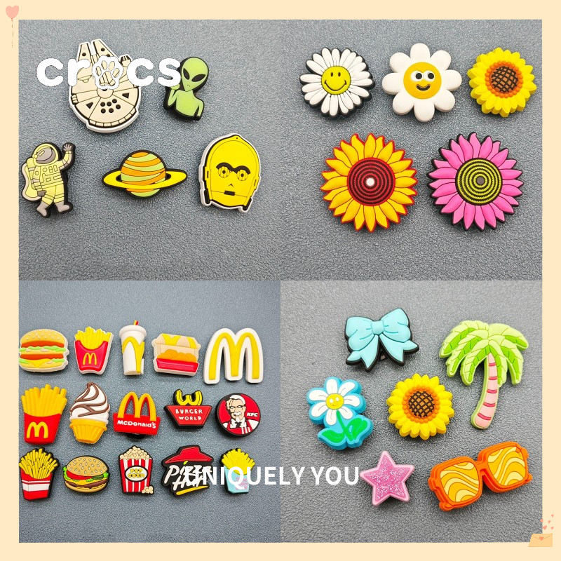 Crocs Jibbitz ใหม ่ การ ์ ตูนรองเท ้ าหัวเข ็ มขัดแฟชั ่ น Croc อุปกรณ ์ เสริมรองเท ้ าดอกไม ้ charm Crocs รองเท ้ าหัวเข ็ มขัด Alien Planet รองเท ้ าดอกไม ้