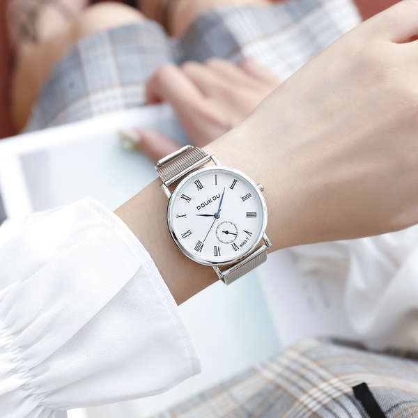timex vivienne westwood "Reminiscence" นาฬิกาข้อมือผู้หญิงผู้ชายสายเหล็กผู้หญิงนาฬิกานักเรียนบางเฉียบนาฬิกาควอตซ์คู่รักเทรนด์เรียบง่าย
