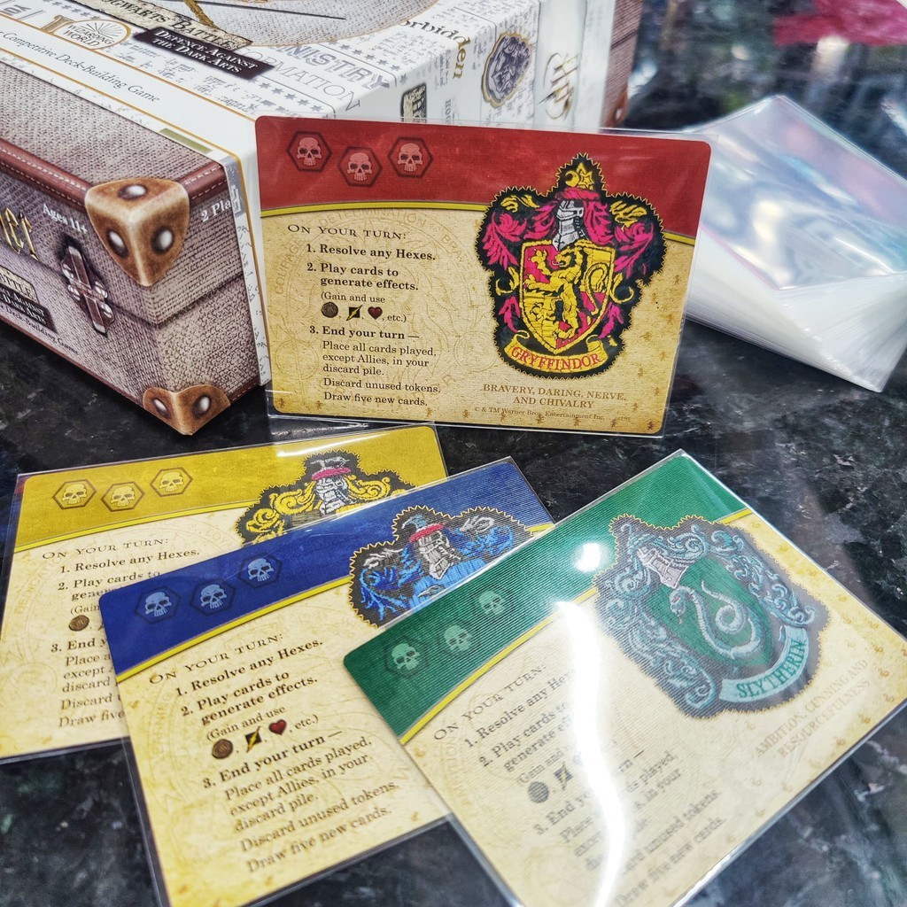 ซองใส่การ์ด Size Hogwarts Card Sleeve (ขนาดการ์ด 76x102 mm.) สำหรับ Harry Potter : Hogwarts Battle