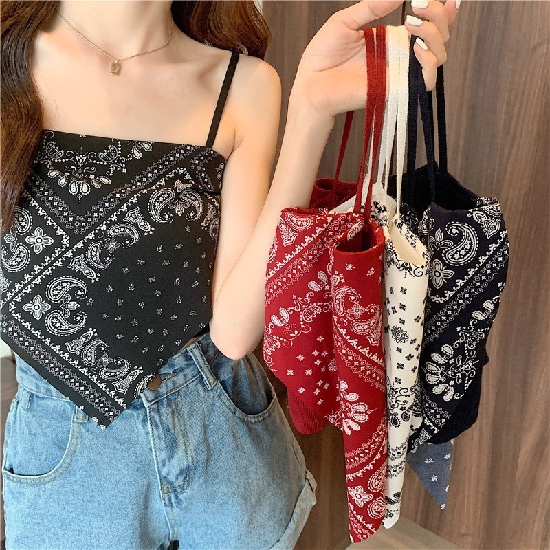 Strawbrary🍓เสื้อสายเดี่ยว แฟชั่น แต่งผ้าเช็ดหน้า ลายดอกสไตล์โบฮีเมียน น่ารัก มีฟองน้ำ เสื้อผ้า ผู้หญิง