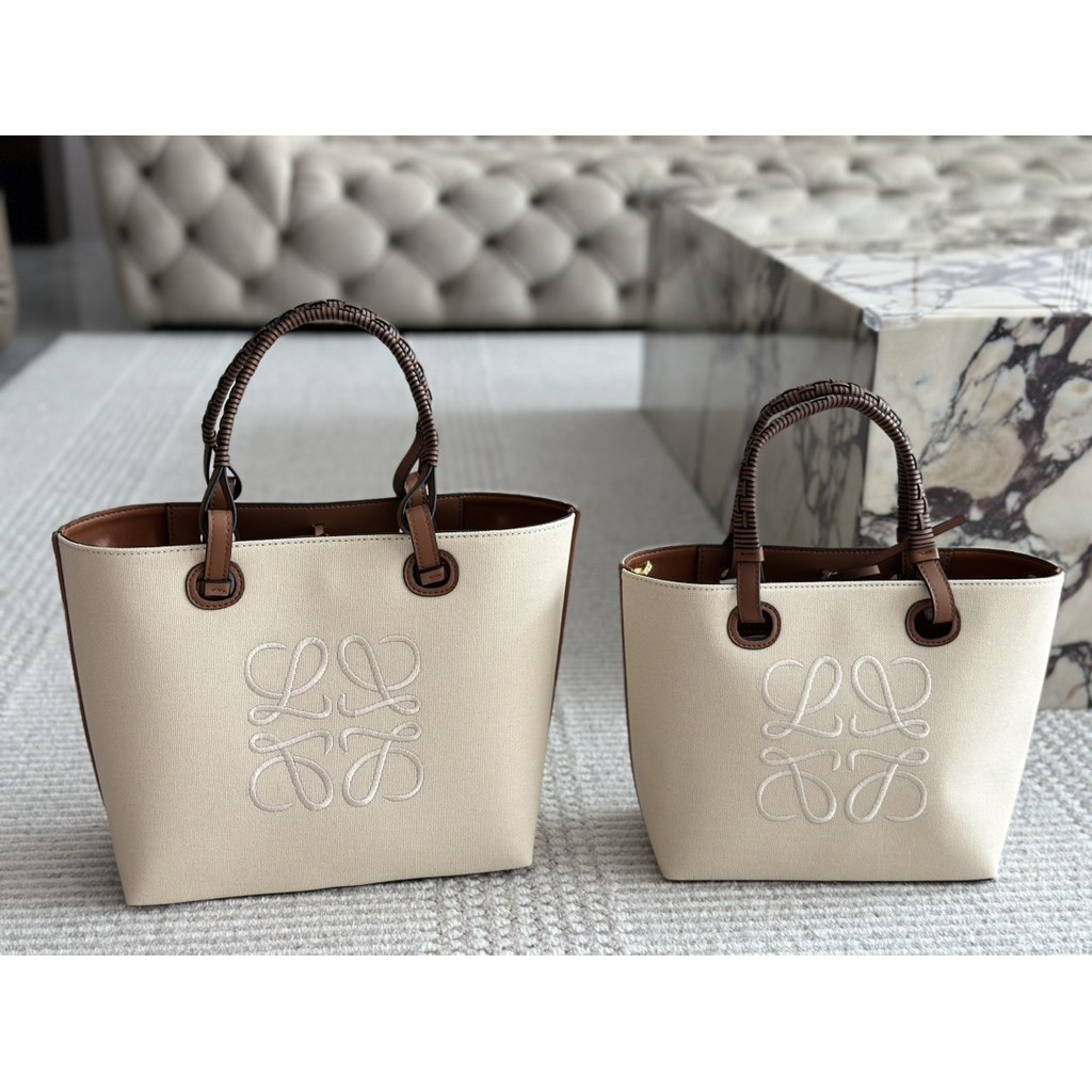 Loewe กระเป๋าช้อปปิ้ง ผ้าแคนวาส ลายโลโก้ ขนาดใหญ่ หรูหรา แฟชั่นสําหรับผู้หญิง