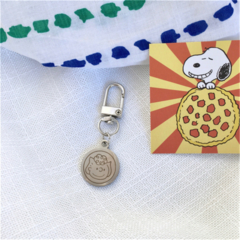 จี้พวงกุญแจ Snoopy เหล็กไทเทเนียมสร้างสรรค์ Ins อุปกรณ์เสริมน่ารัก - รูปที่ 6