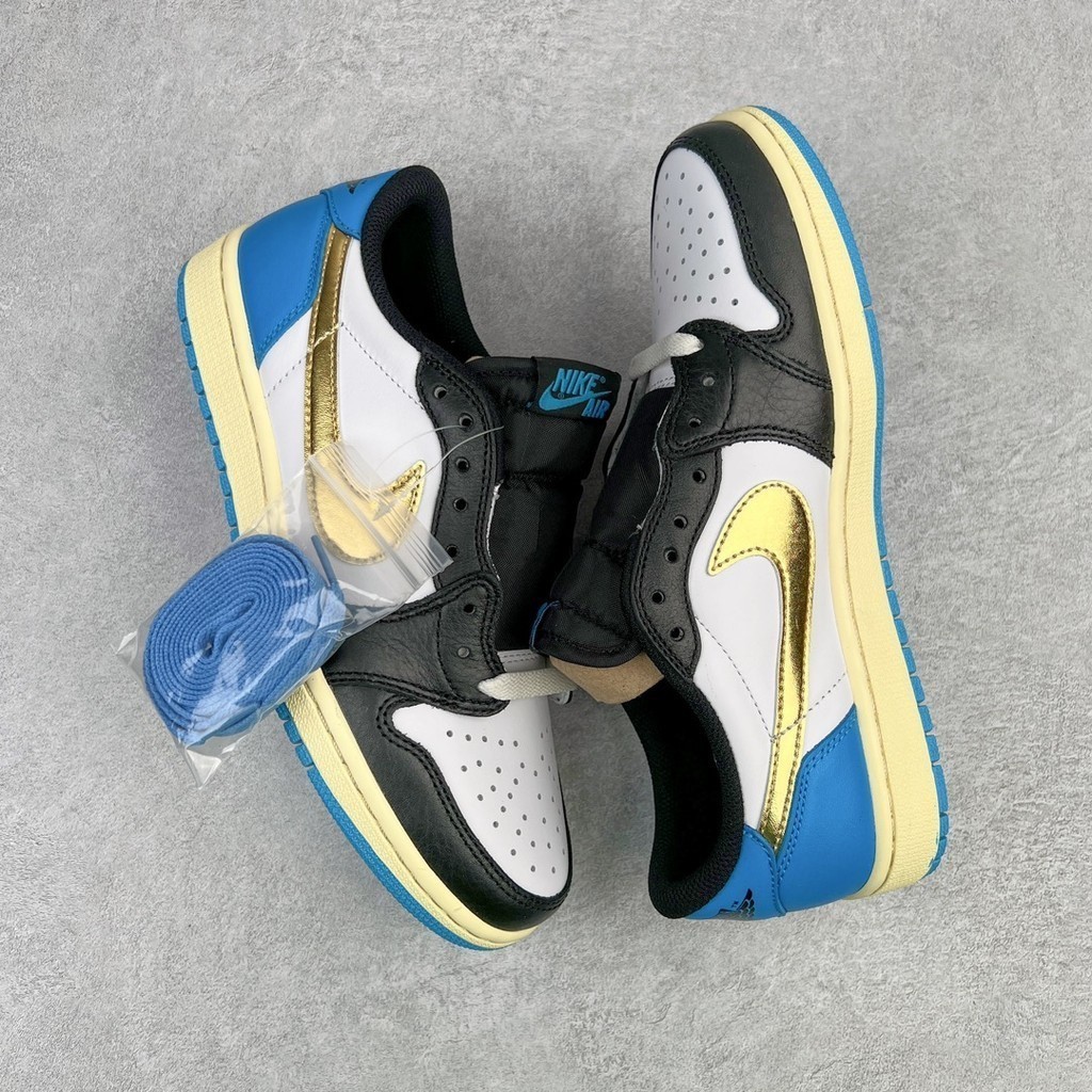 Air a/j 1 OG Low-Top Casual กีฬารองเท้าวิ่งสีดําสีขาวสีฟ้า Gold Hook CZ0790 104