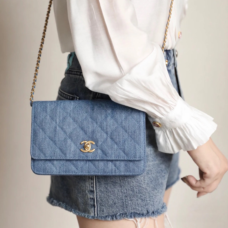 Chanel Women 's Denim Shoulder Bag Vintage High-end Chain Messenger Bag ( พร ้ อมกล ่ อง )