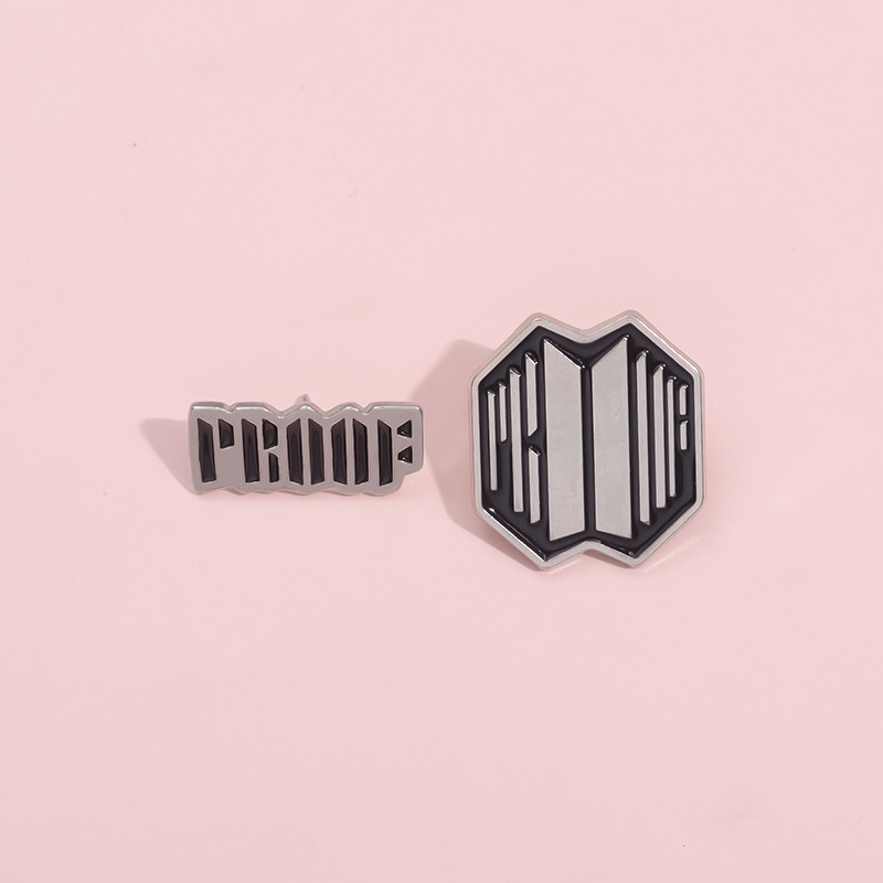 Bts Peripheral Series เข็มกลัดเคลือบ เครื่องประดับเสื้อผ้าแฟชั่น School Bags Badges ของขวัญสําหรับเพื่อน